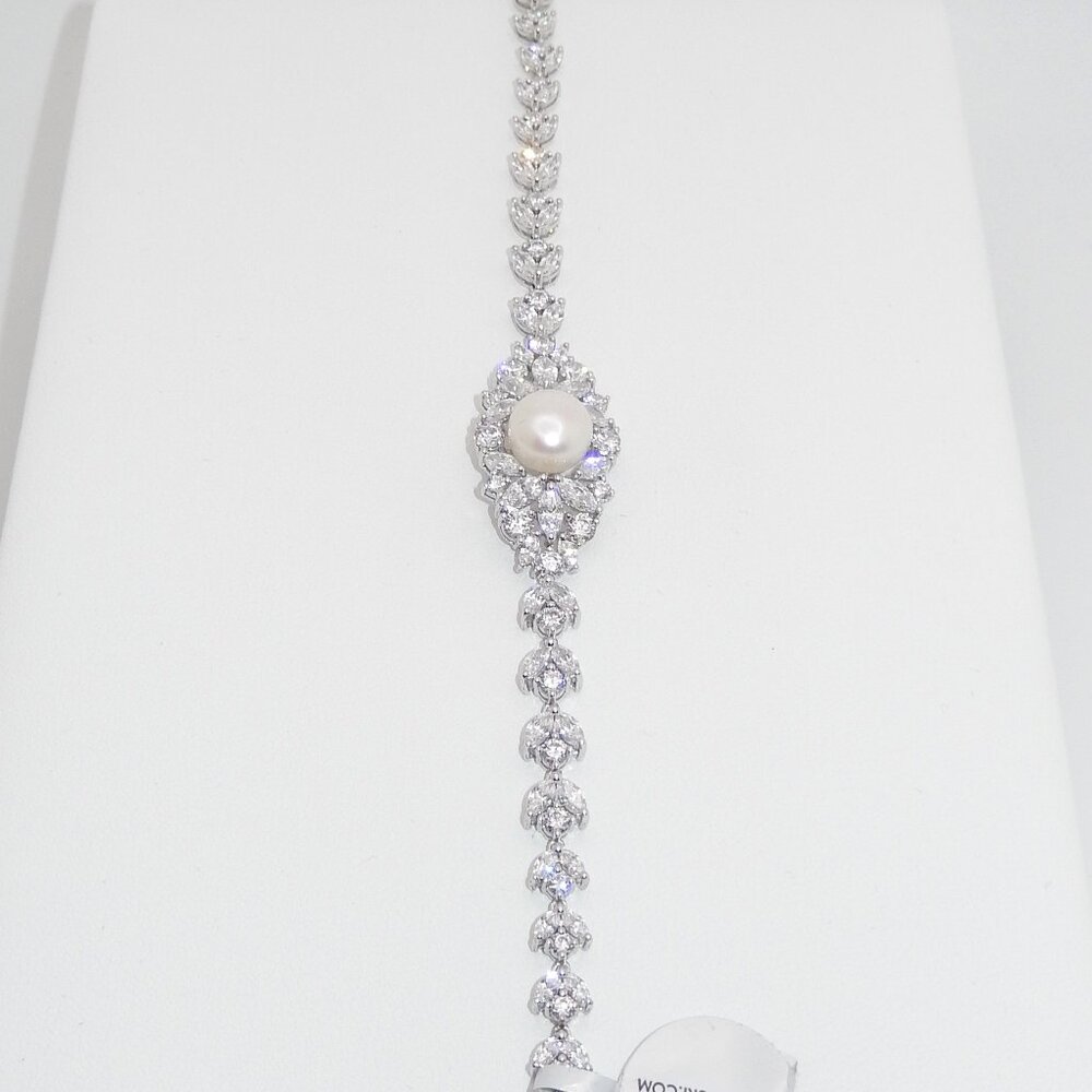 Cultured Freshwater Pearl (10mm) & Swarovski CZ Link Bracelet In Sterling Silver